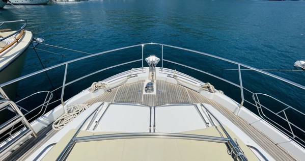 2011 PRESTIGE 60 FLY