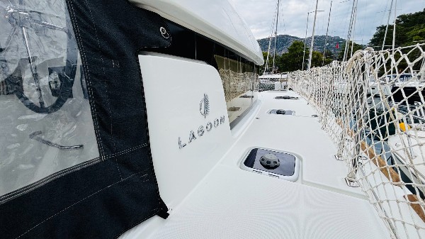 2018 LAGOON 40 OWNER'S VERSION