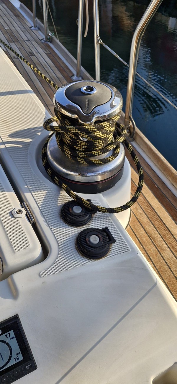 2012 BENETEAU OCEANIS 48