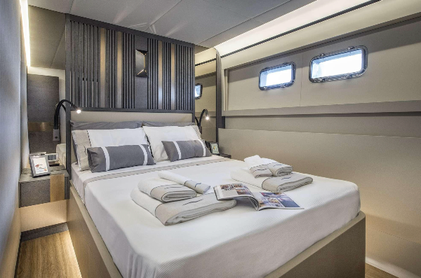 2023 MOTOR YACHT 26 M 