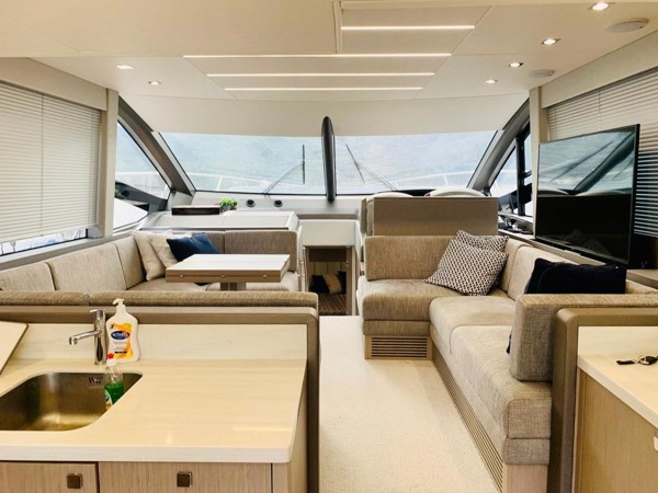 2020 SUNSEEKER MANHATTAN 52