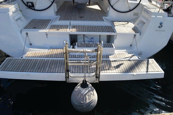 2015 BENETEAU OCEANIS 48