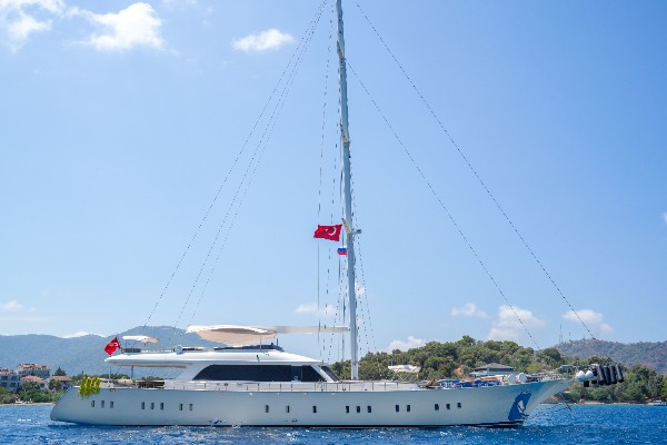 2025 LUXURY GULET 42 M