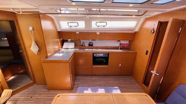 2016 BAVARIA 46 CRUISER