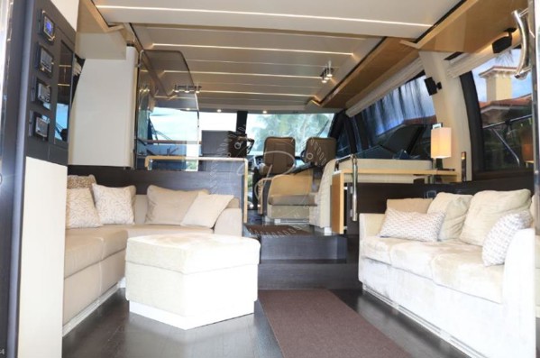 2016 AZIMUT 66 FLY