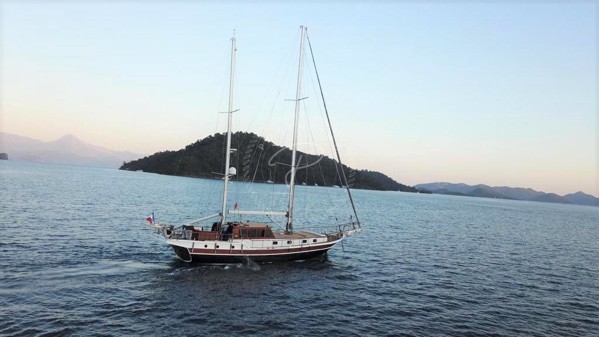 1994 CUSTOM KETCH 24M