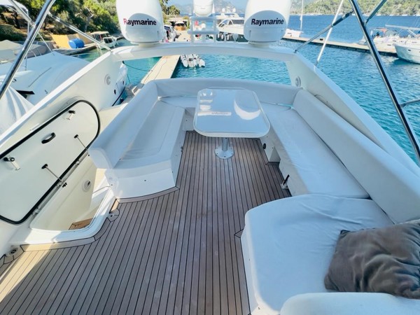 2009 SUNSEEKER MANHATTAN 60
