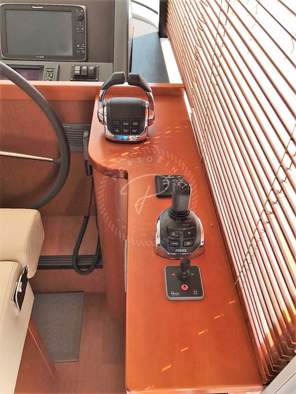 2014 BENETEAU SWIFT TRAWLER 50