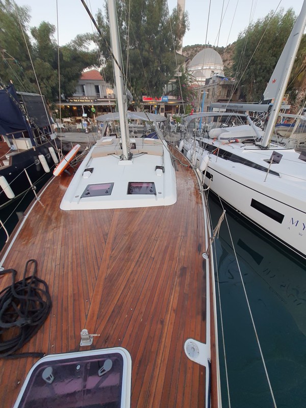 2012 BENETEAU OCEANIS 48