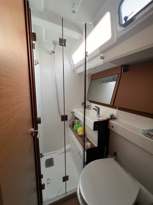 2023 JEANNEAU SUN ODYSSEY 440