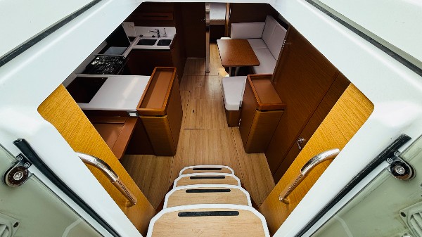 2023 JEANNEAU SUN ODYSSEY 440