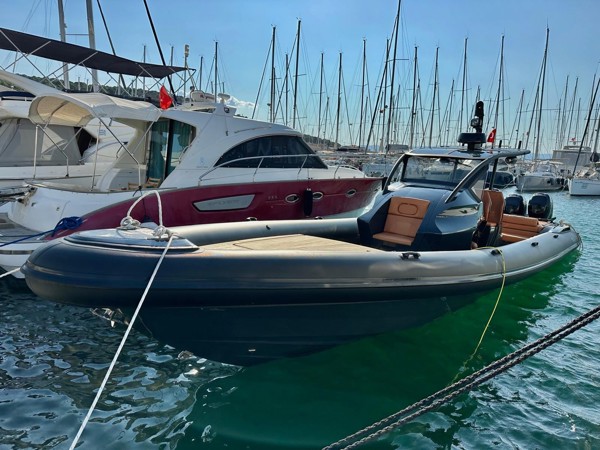 2018 RIBCO VENOM 44 