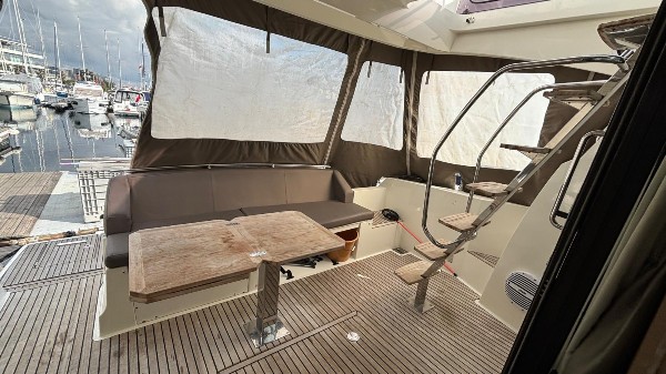 2015 PRESTIGE 420 FLY