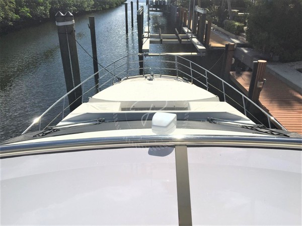 2016 AZIMUT 66 FLY