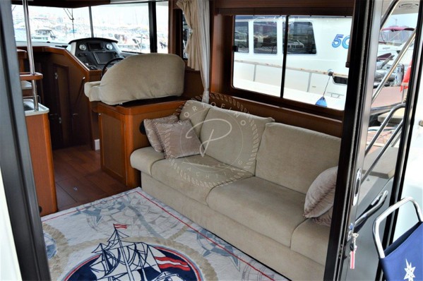 2015 BENETEAU SWIFT TRAWLER 44