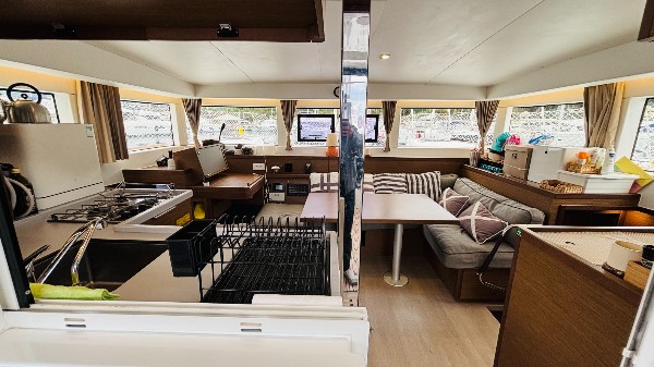 2018 LAGOON 40 OWNER'S VERSION