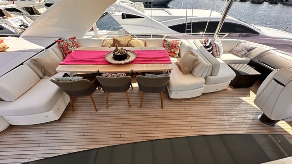 2014 PRINCESS 88