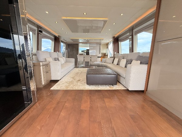 2020 MONTE CARLO YACHTS MCY 80