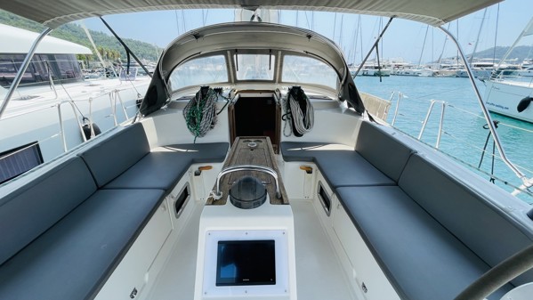 2016 BAVARIA 46 CRUISER