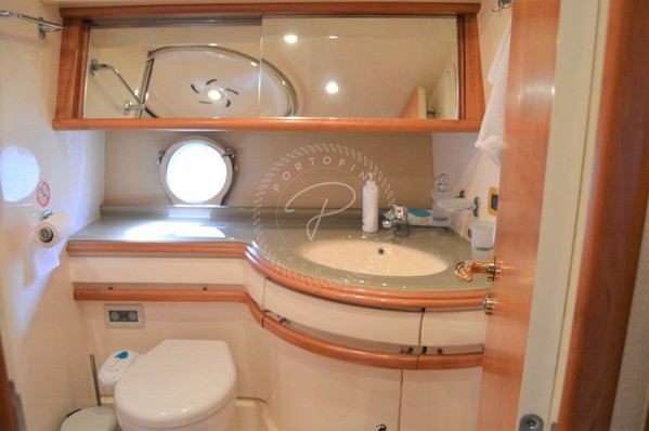 2010 AZIMUT 55 FLY