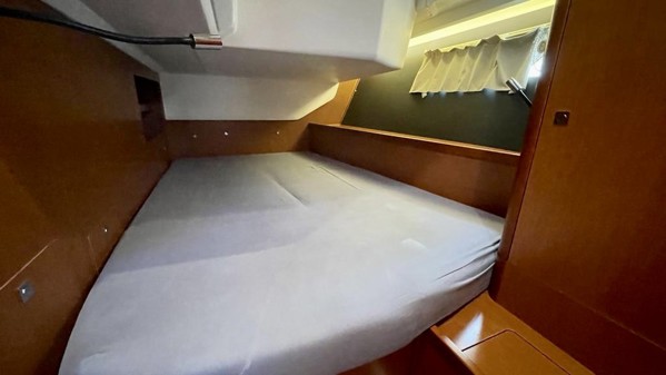 2016 BENETEAU OCEANIS 45