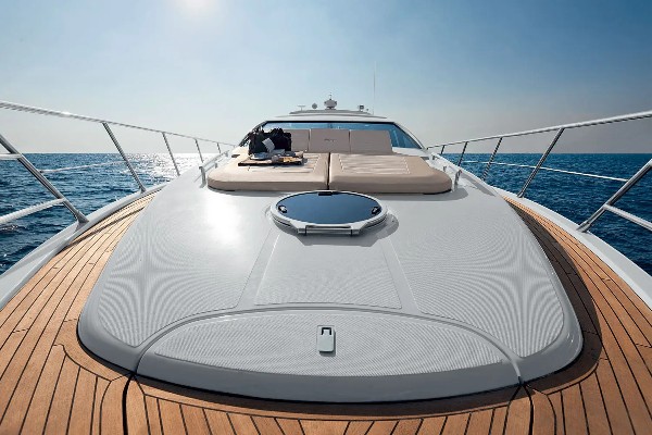 2012 AZIMUT 62S