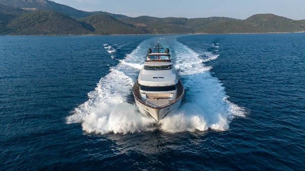 2009/2022 MOTOR YACHT 35M 