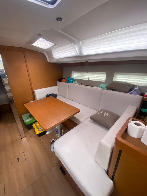 2021 JEANNEAU SUN ODYSSEY 440