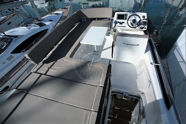 2011 PRESTIGE 350