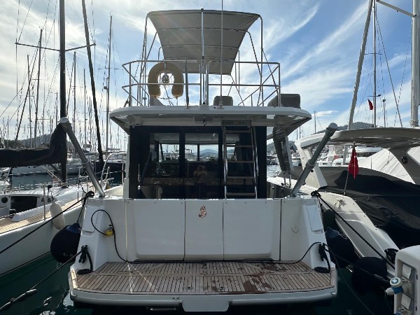2018 BENETEAU SWIFT TRAWLER 30
