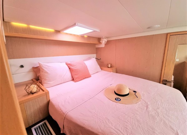 2014 LAGOON 52 