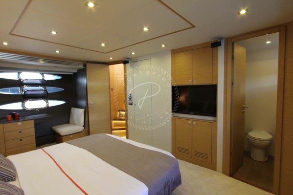 2010 NUMARINE 78 FLY