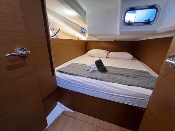 2023 JEANNEAU SUN ODYSSEY 440