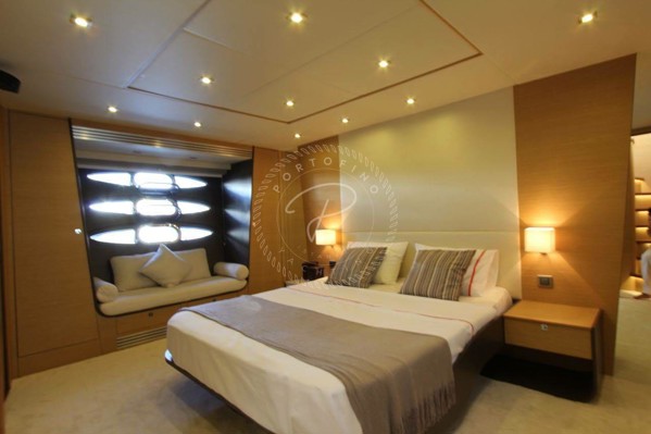 2010 NUMARINE 78 FLY