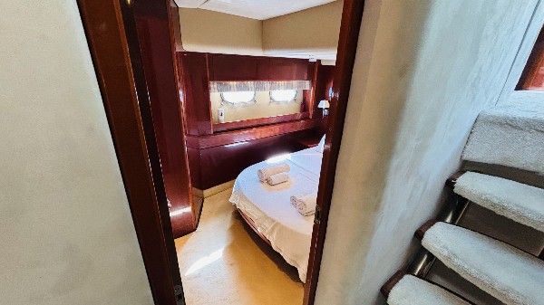 2007 PRINCESS 21M 