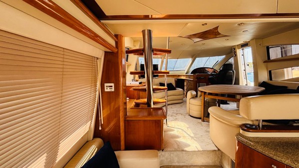 2000 SUNSEEKER MANHATTAN 64