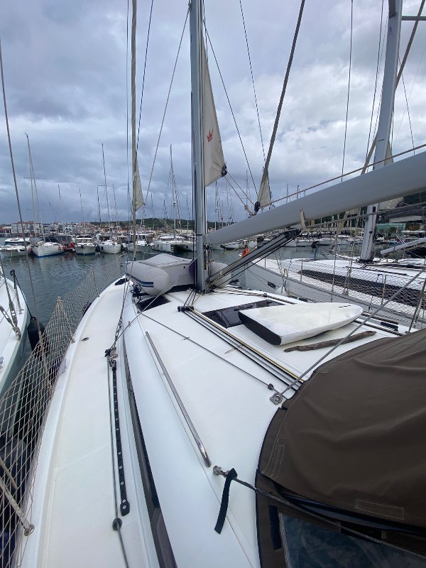 2021 JEANNEAU SUN ODYSSEY 440