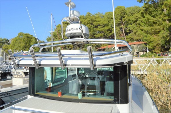 2018 AXOPAR 37 CABIN