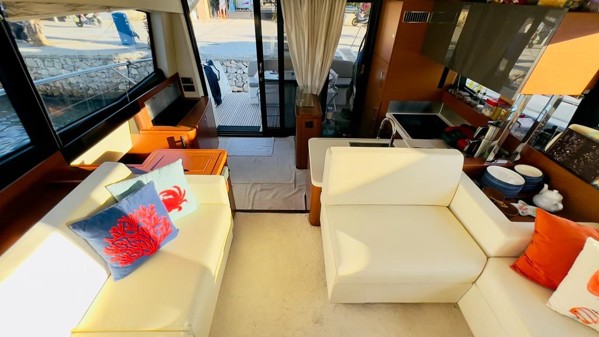 2014 PRESTIGE 500 FLY