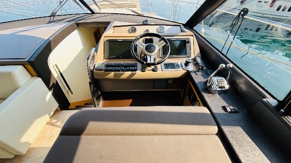 2013 PRESTIGE 500 FLY