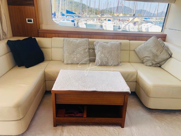 2011 SUNSEEKER MANHATTAN 63