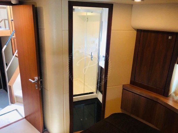 2011 SUNSEEKER MANHATTAN 63