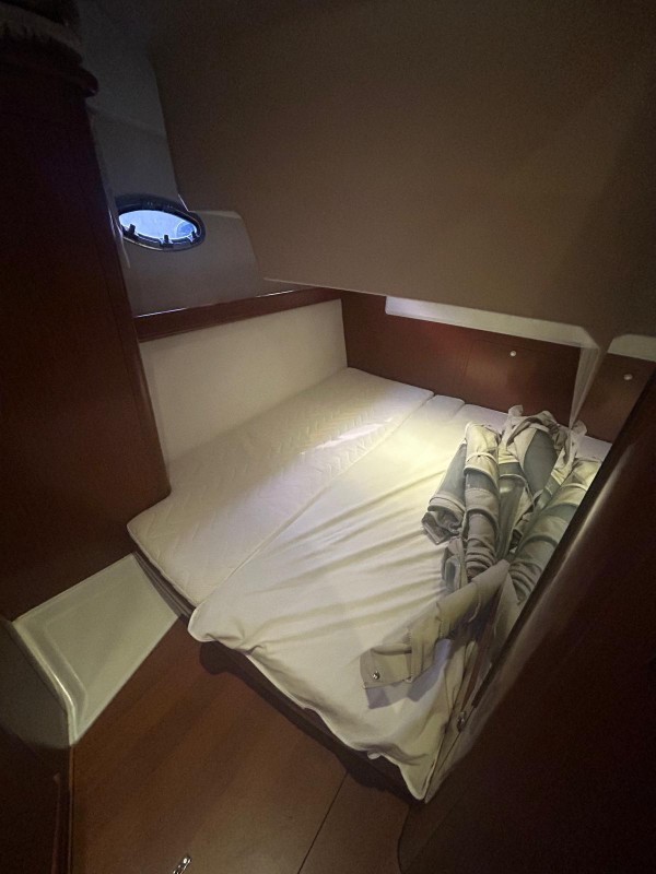 201 BENETEAU ANTARES 42