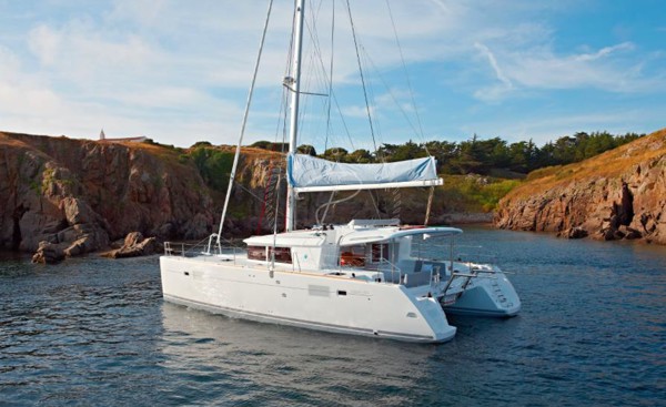 2016 LAGOON 450 F (HARD TOP)