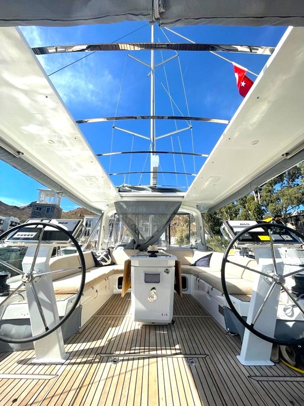 2021 BENETEAU OCEANIS 51.1