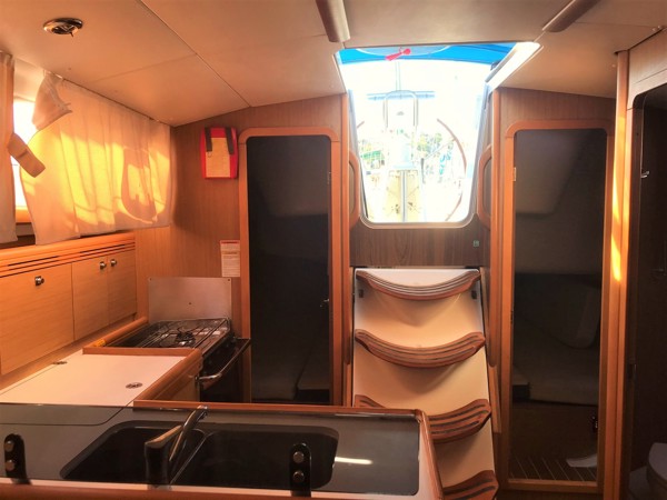 2010 JEANNEAU SUN ODYSSEY 36 I 