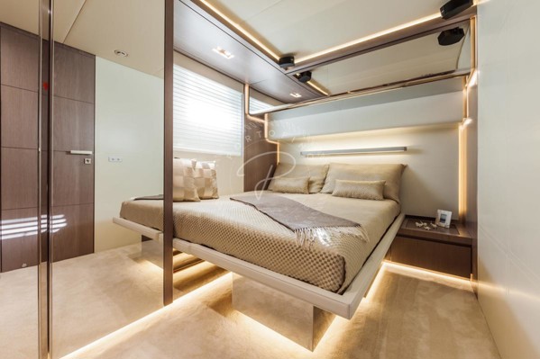 2018 DREAMLINE 26 NAVETTA