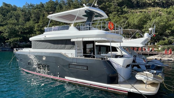 2022 SIRENA 58