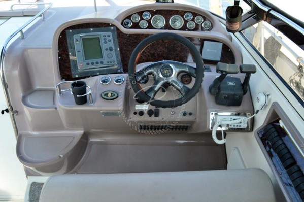 2004 REGAL 3560