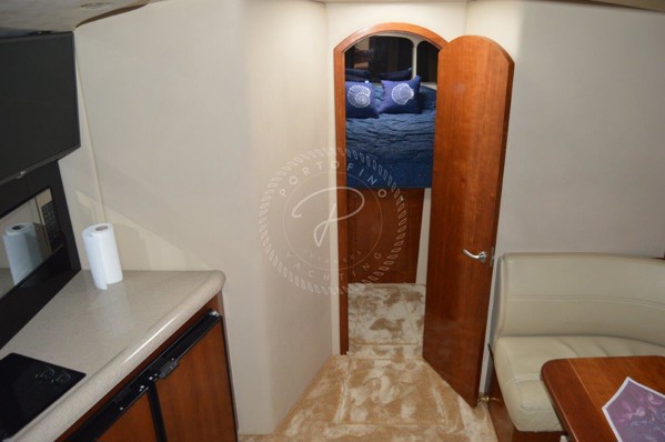2005 CRUISERS YACHTS 400